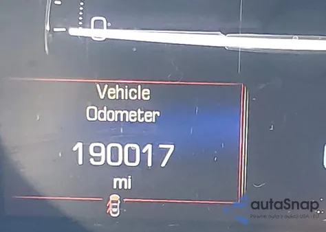 2018 Cadillac Xt5 Premium Luxury z USA, uszkodzony, nr VIN 1GYKNERS4JZ201211